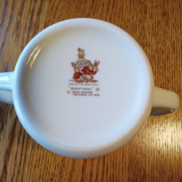 Royal Doulton Bunnykins Double Handled Mug - Picture 4 of 4